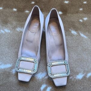 Roger Vivier women’s size 37.5 heels